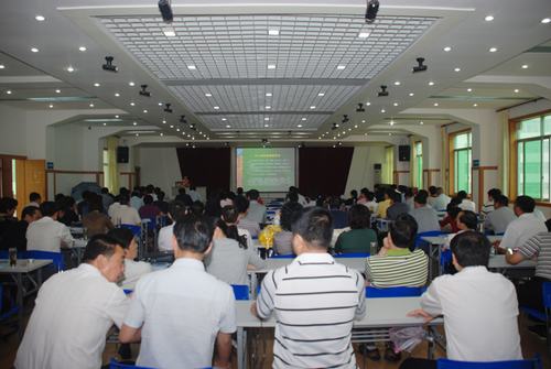 刘春华健康讲座受市委党校学员追捧