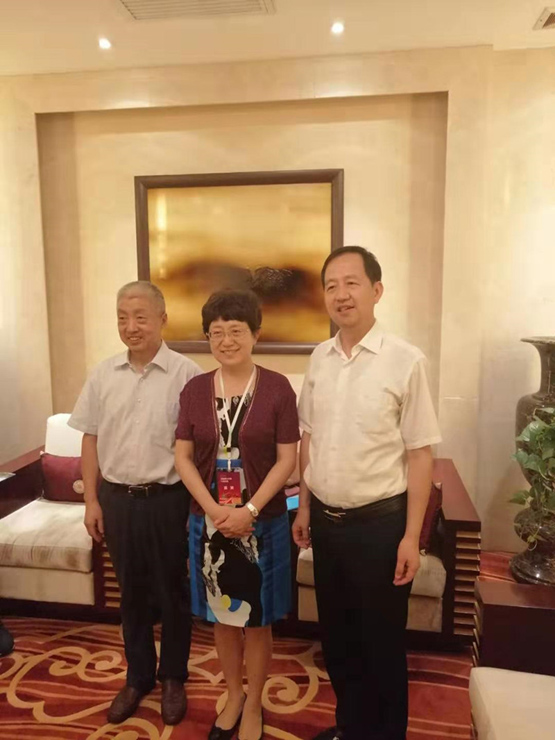 乔杰院士和董家鸿院士视察指导十堰市人民医院侧记