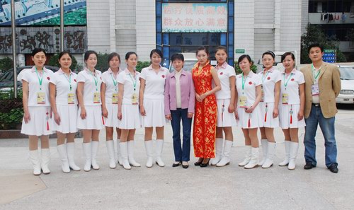 我院服务武术节青年志愿者正式出征