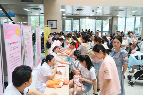 我院第28个世界母乳喂养周系列活动丰富多彩