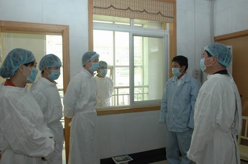 省政府检查组来我院检查甲型H1N1流感防控工作